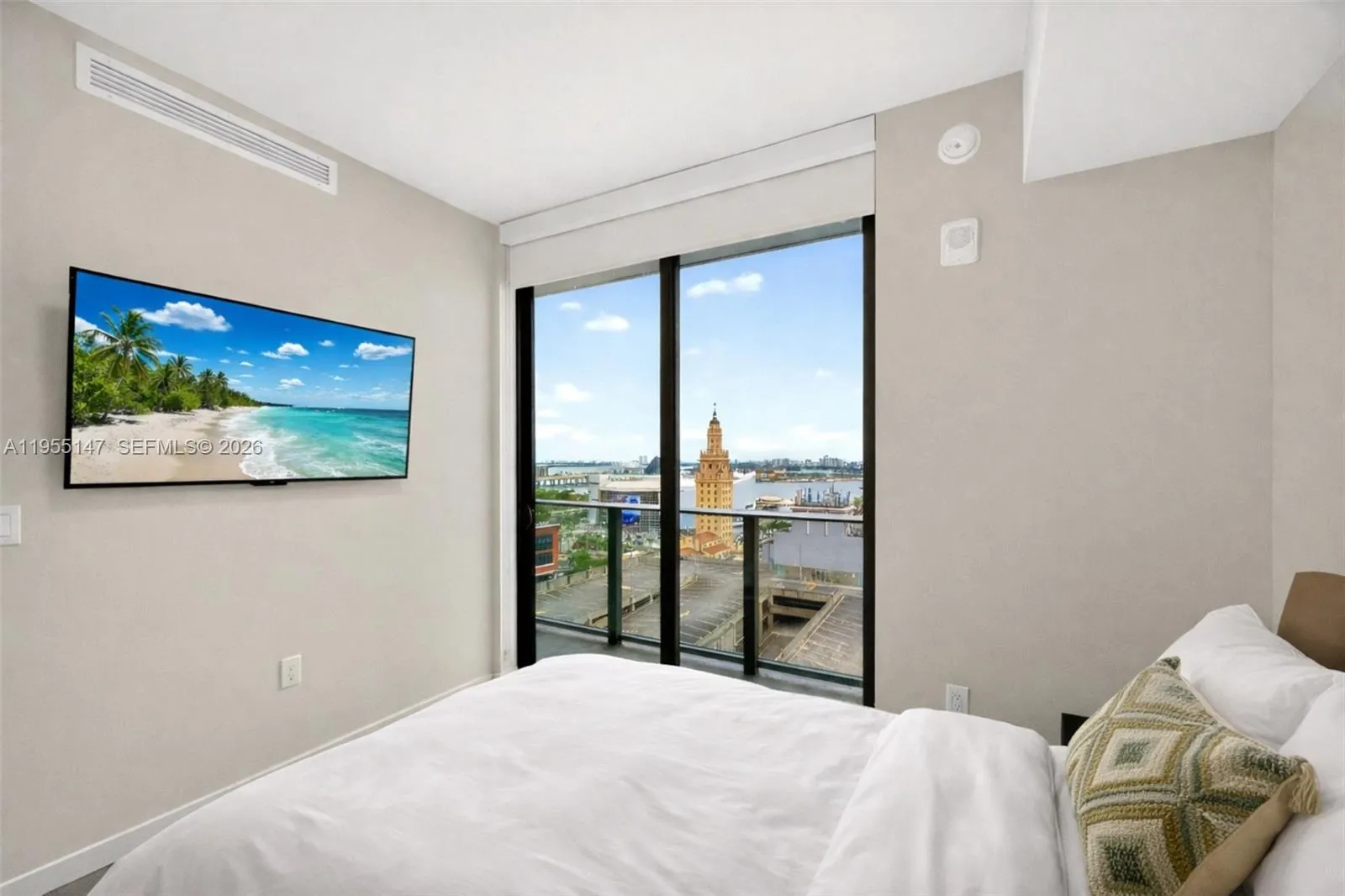 121 NE 5th Street # 1913, Miami FL 33132