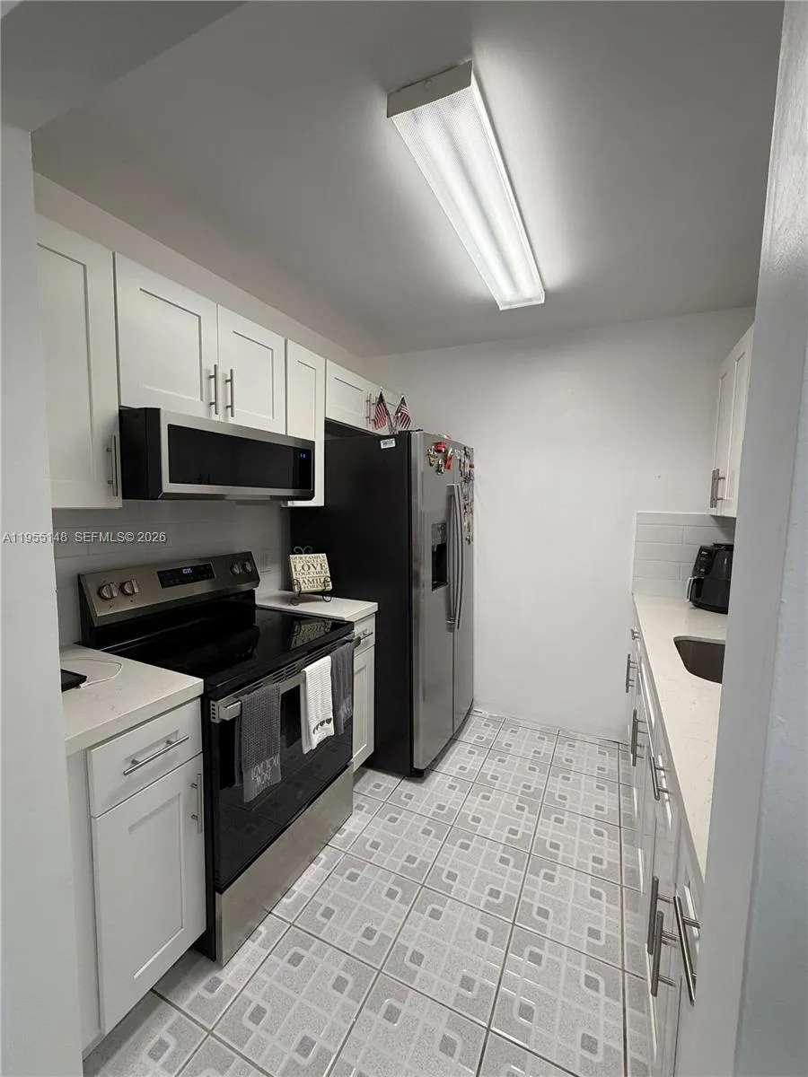 1 bedroom 1 bath for sale at 200 SW 132nd Way # 109L, Pembroke Pines FL 33027
