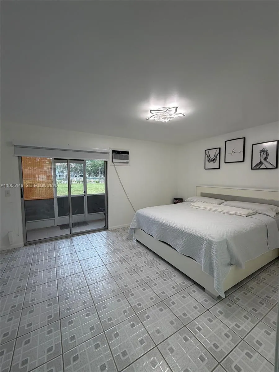 200 SW 132nd Way # 109L, Pembroke Pines FL 33027