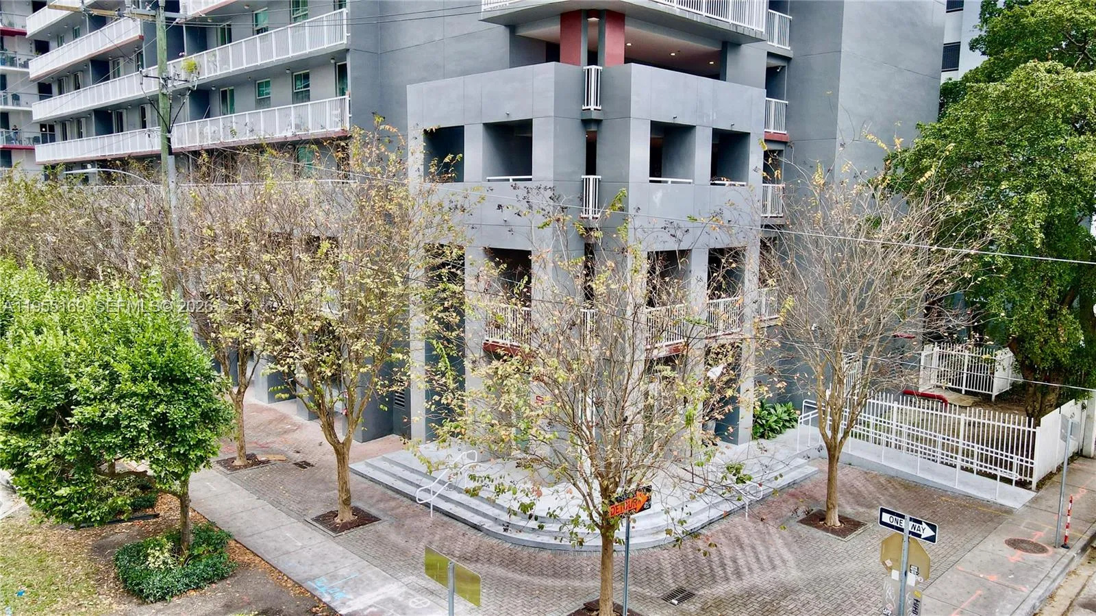 2 bedroom 2 bath for sale at 104 SW 9th St # 601, Miami FL 33130
