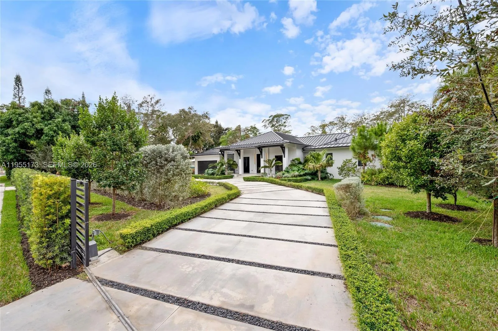 11600 SW 77th Ave, Pinecrest FL 33156