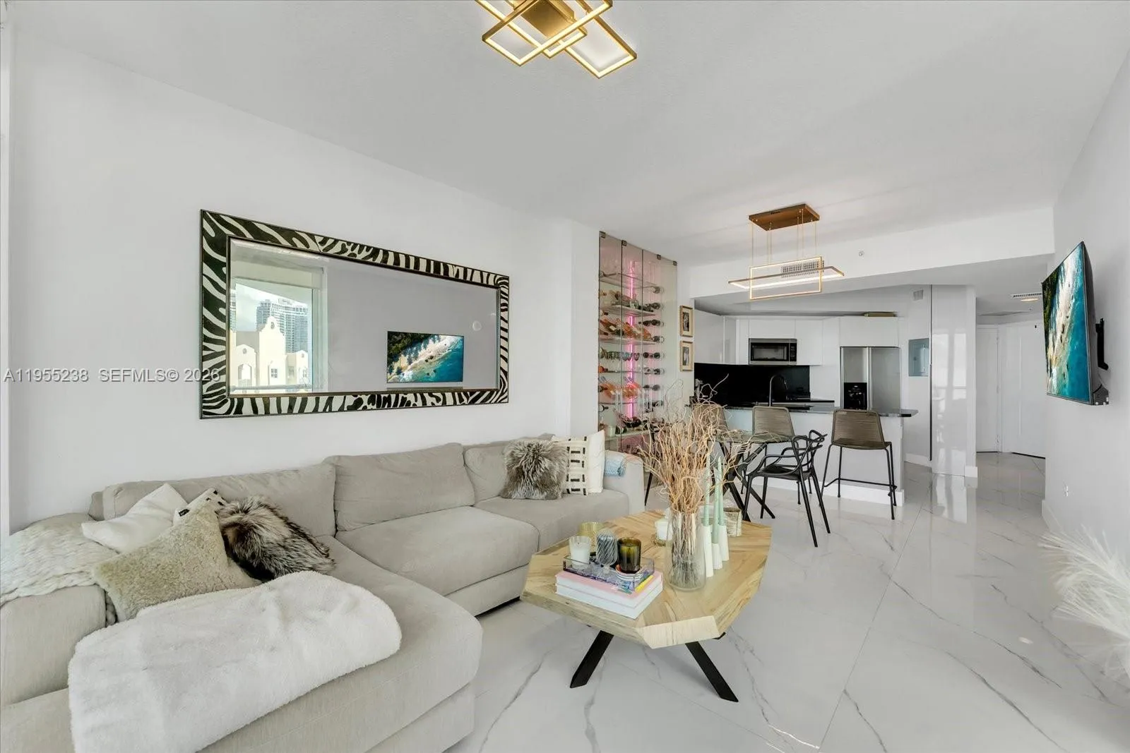480 NE 30th St # 904, Miami FL 33137