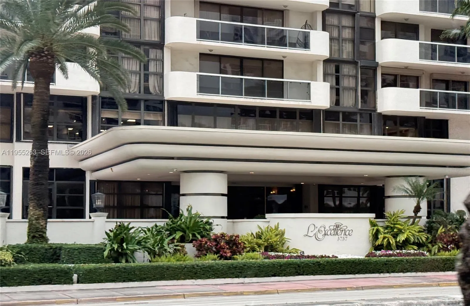2 bedroom 2 bath for sale at 5757 Collins Ave # 501, Miami Beach FL 33140