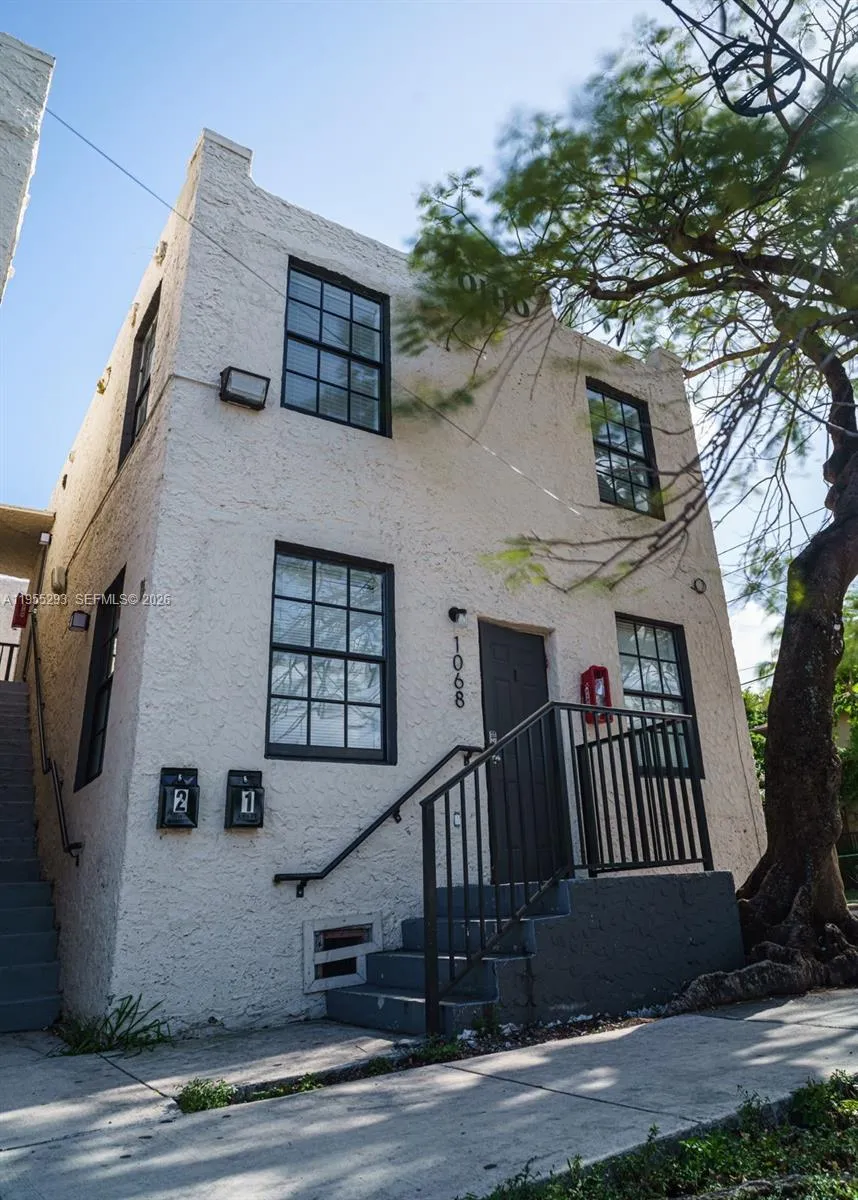 1068 NW 5th St, Miami FL 33128