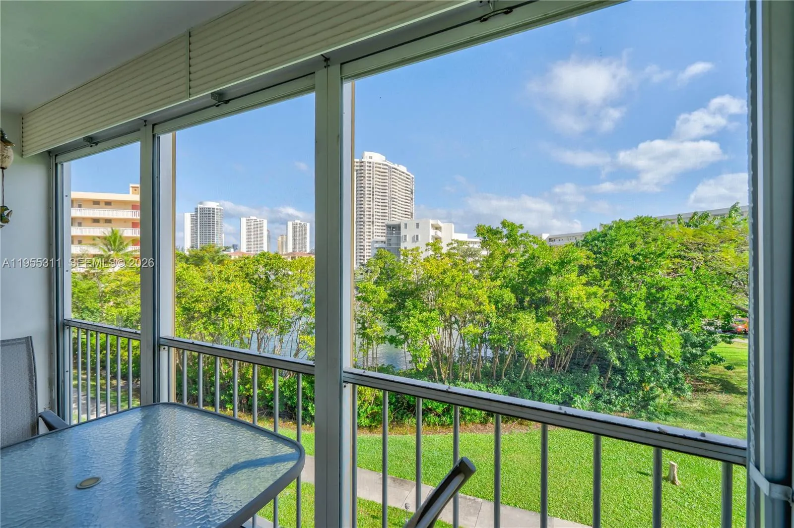 2930 Point East Dr # E312, Aventura FL 33160