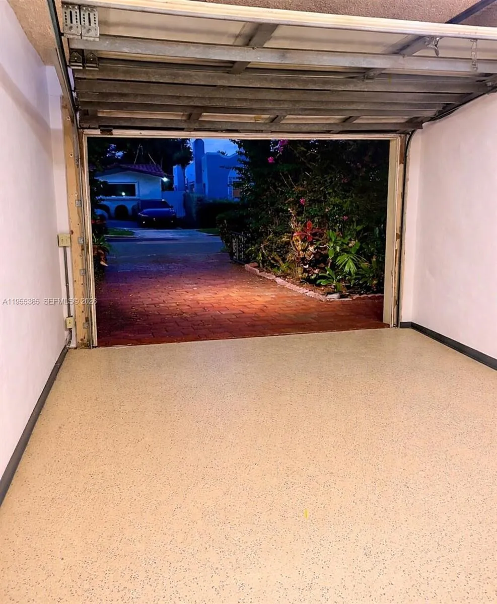 1712 SW 13th St, Miami FL 33145