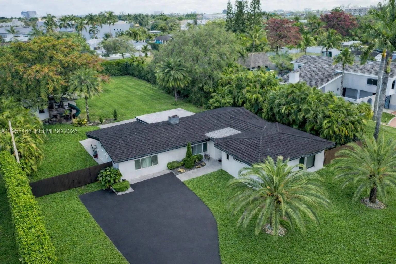 3 bedroom 3 bath for sale at 241 SW 129th Ave, Miami FL 33184