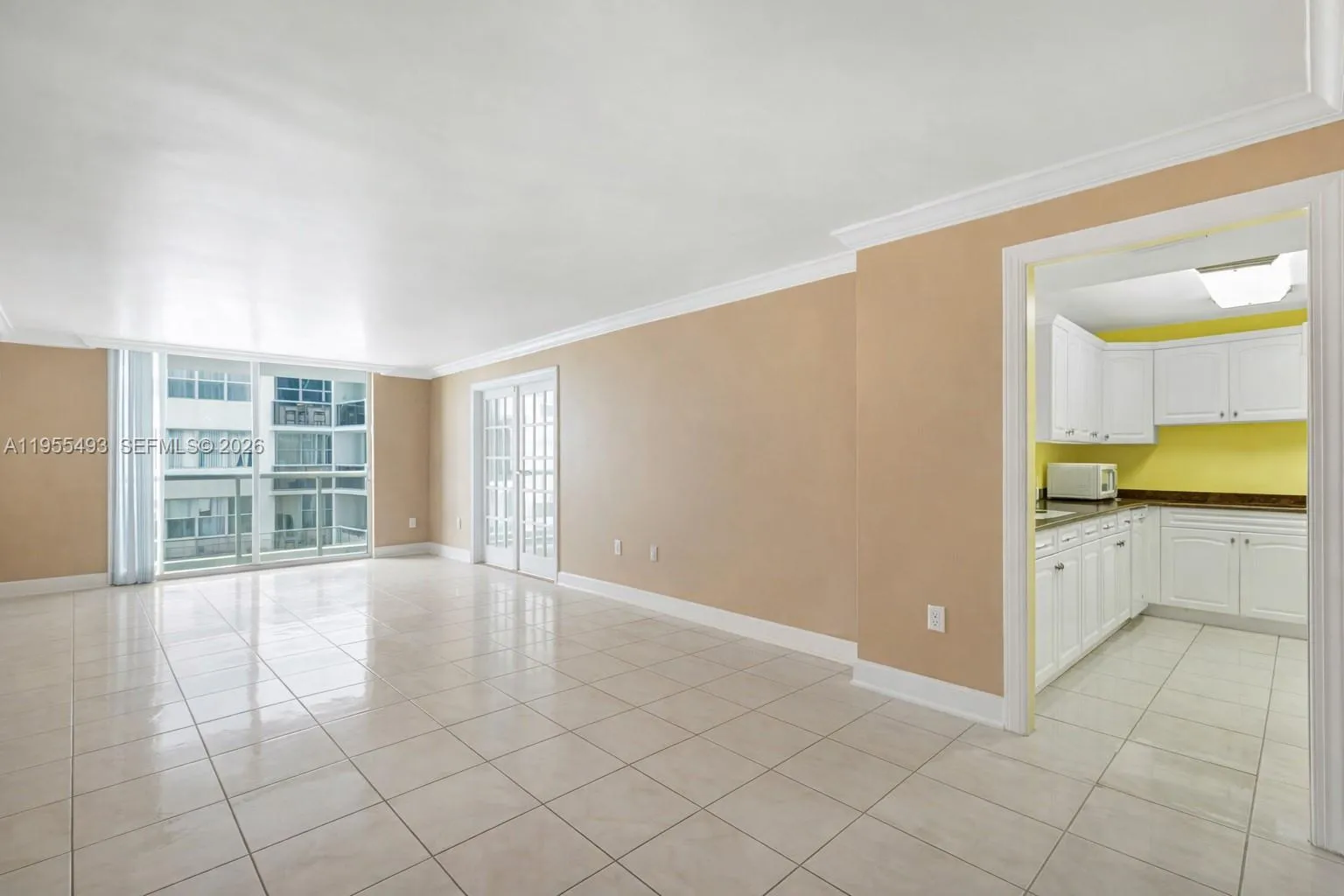 6039 Collins Ave # 1206, Miami Beach FL 33140