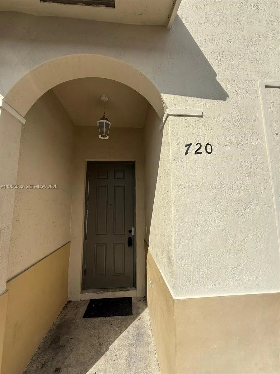 21209 NW 14th Pl # 20, Miami Gardens FL 33169