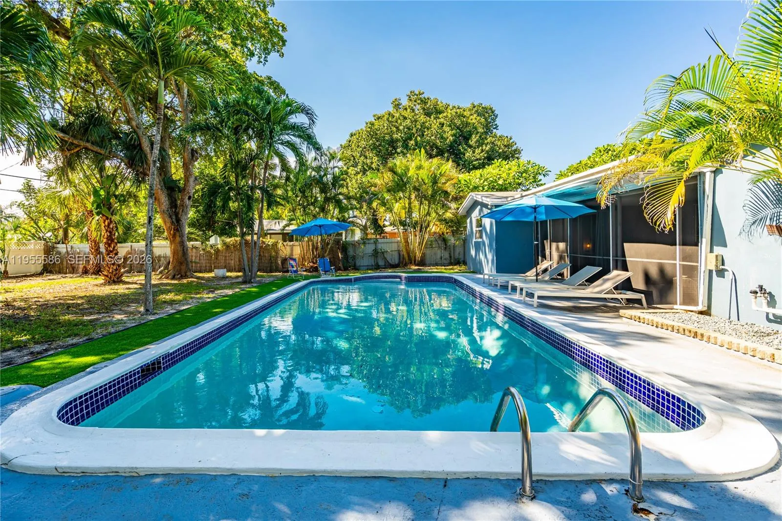 3 bedroom 2 bath for sale at 80 NW 40th St, Oakland Park FL 33309