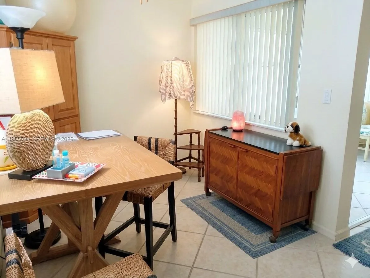 2850 Forest Hills Blvd # 310, Coral Springs FL 33065