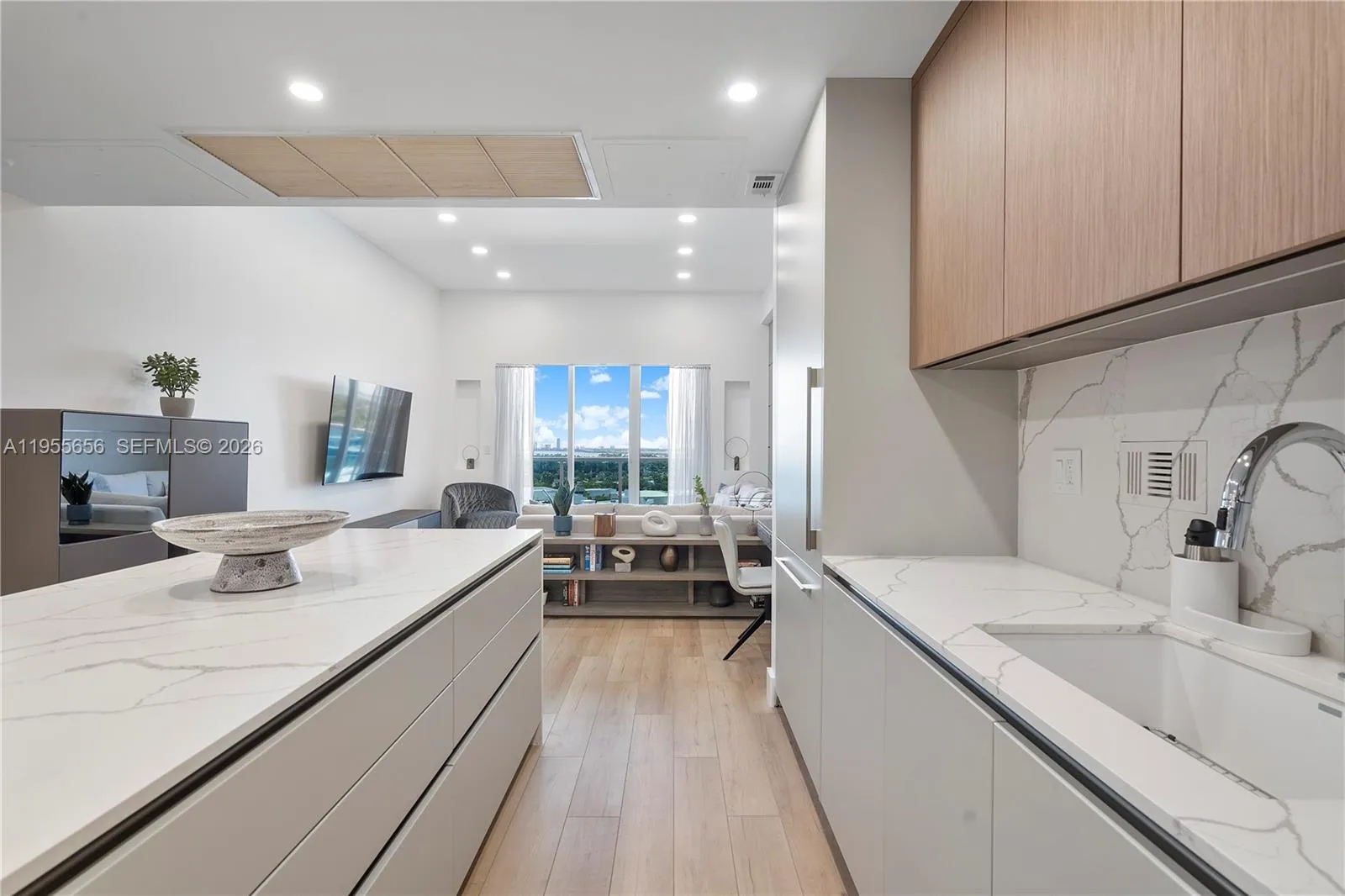 2301 Collins Ave # 1633, Miami Beach FL 33139
