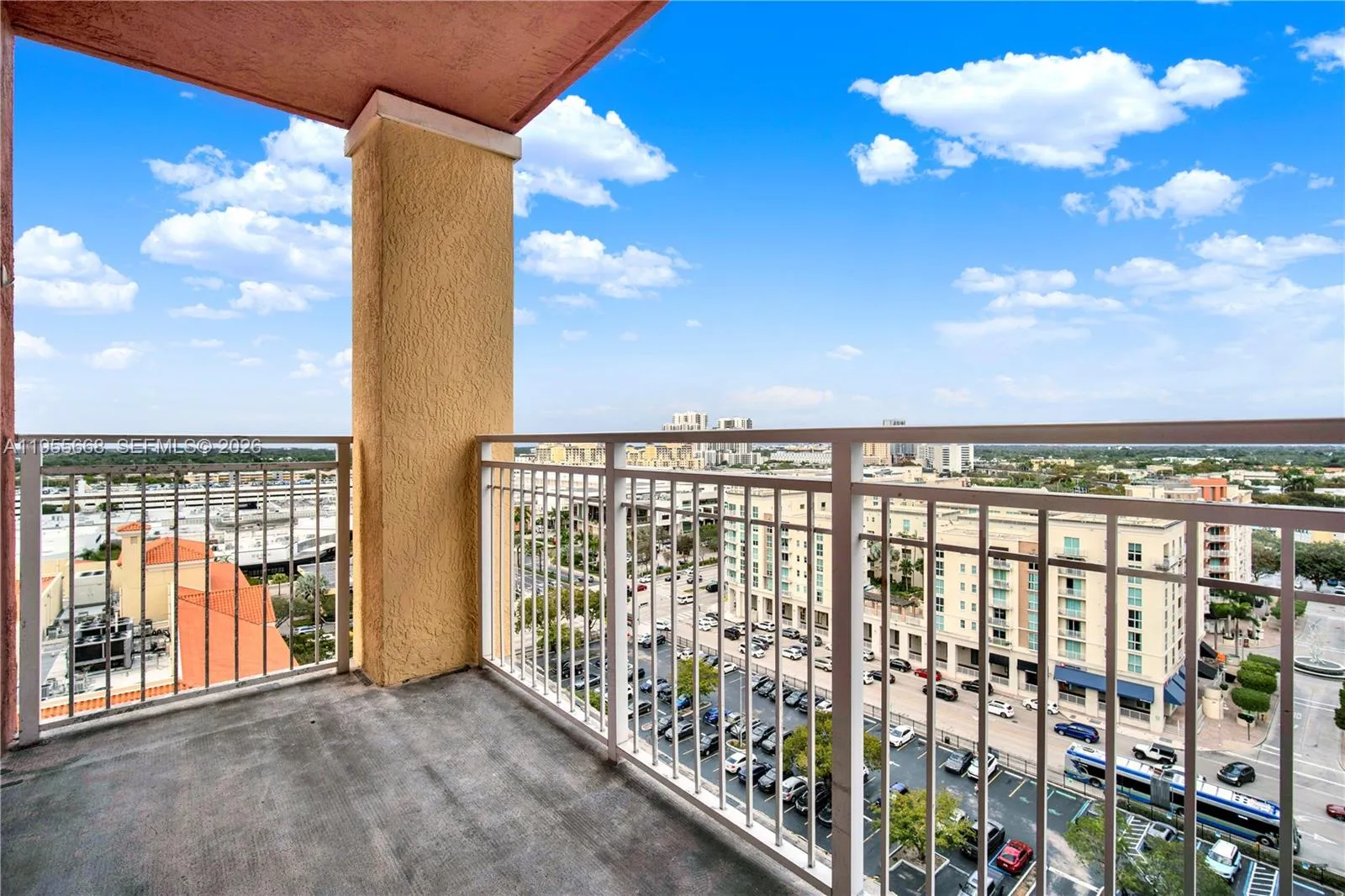 7350 SW 89th St # 1402S, Miami FL 33156