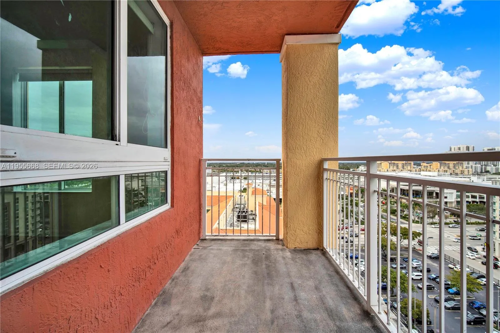 7350 SW 89th St # 1402S, Miami FL 33156
