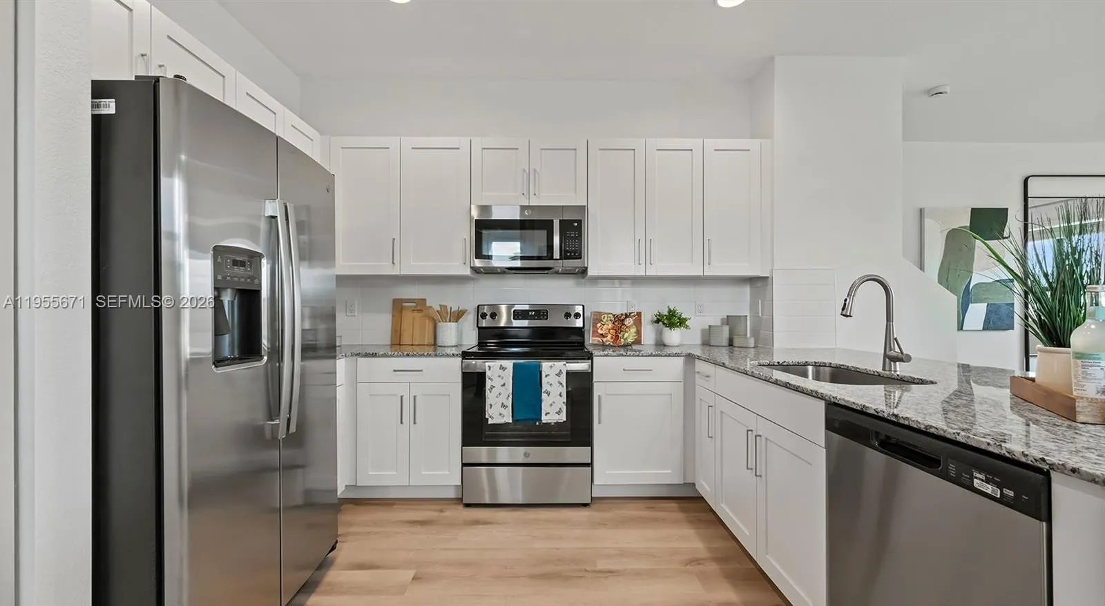5600 NW Coventry Circle, Port St. Lucie FL 34986