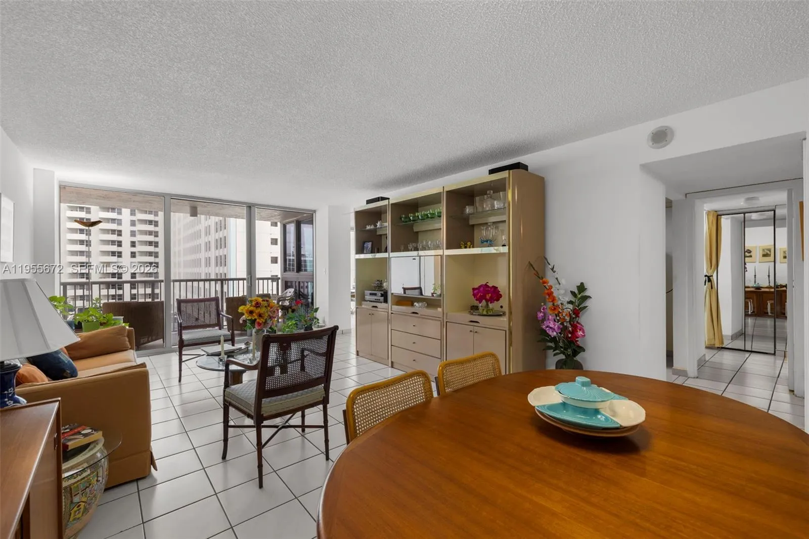 2655 Collins Ave # 707, Miami Beach FL 33140
