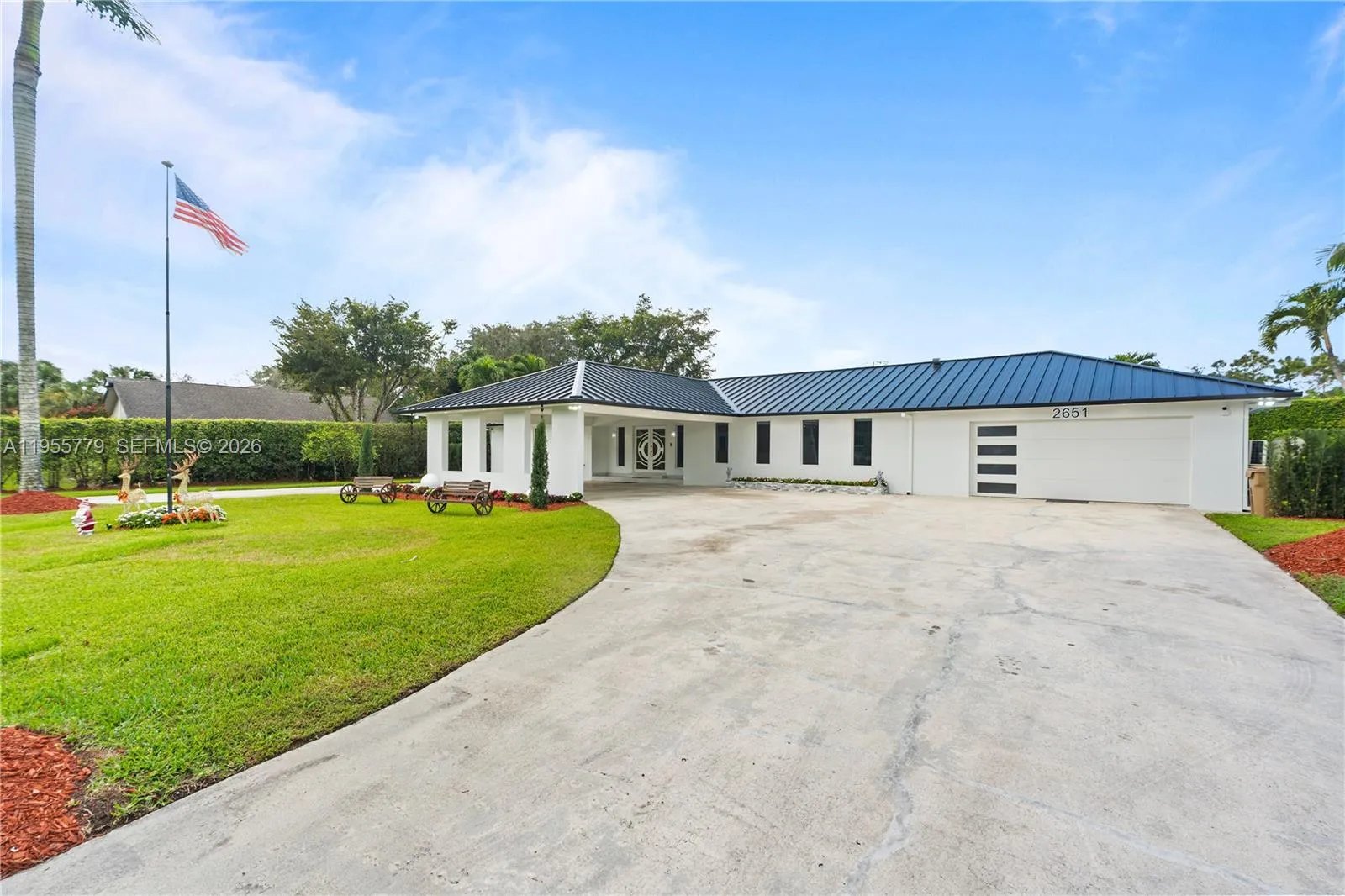 5 bedroom 4 bath for sale at 2651 SW 141st Ter, Davie FL 33330