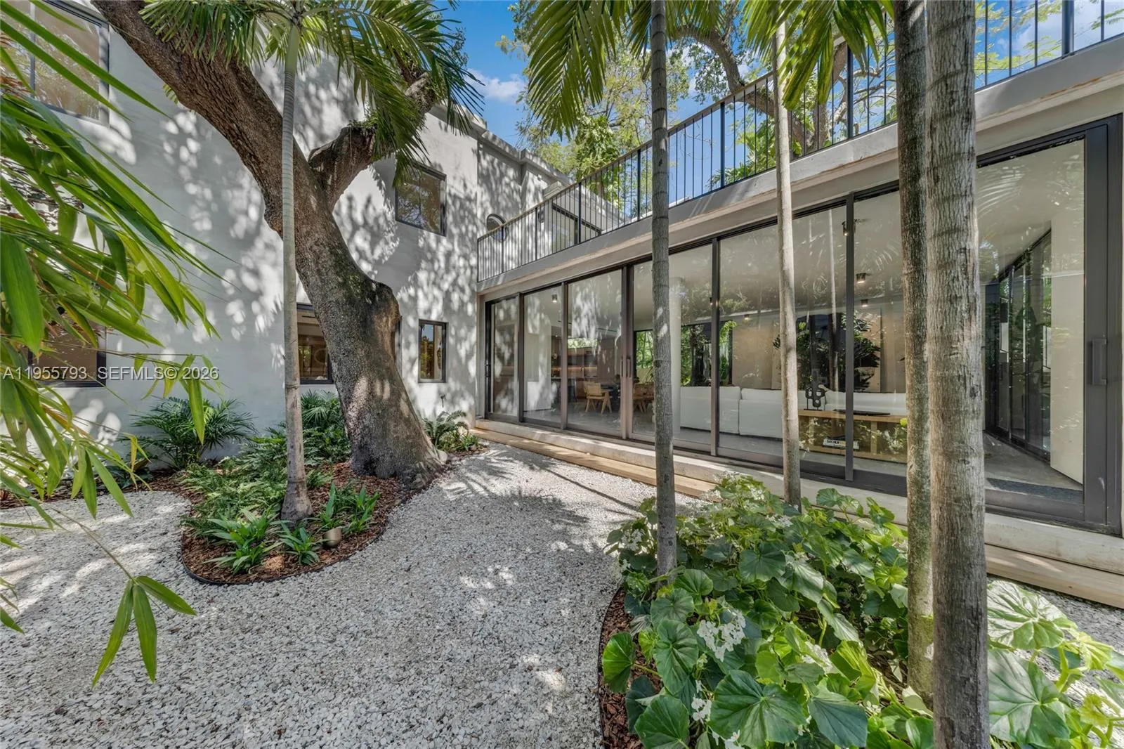 4 bedroom 5 bath for sale at 1000 NW 9th Ct, Miami FL 33136