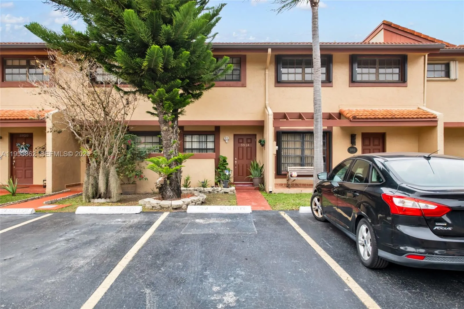 5914 SW 133rd Ct, Miami FL 33183