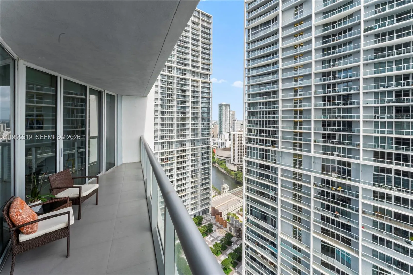 495 Brickell Ave # 3208, Miami FL 33131