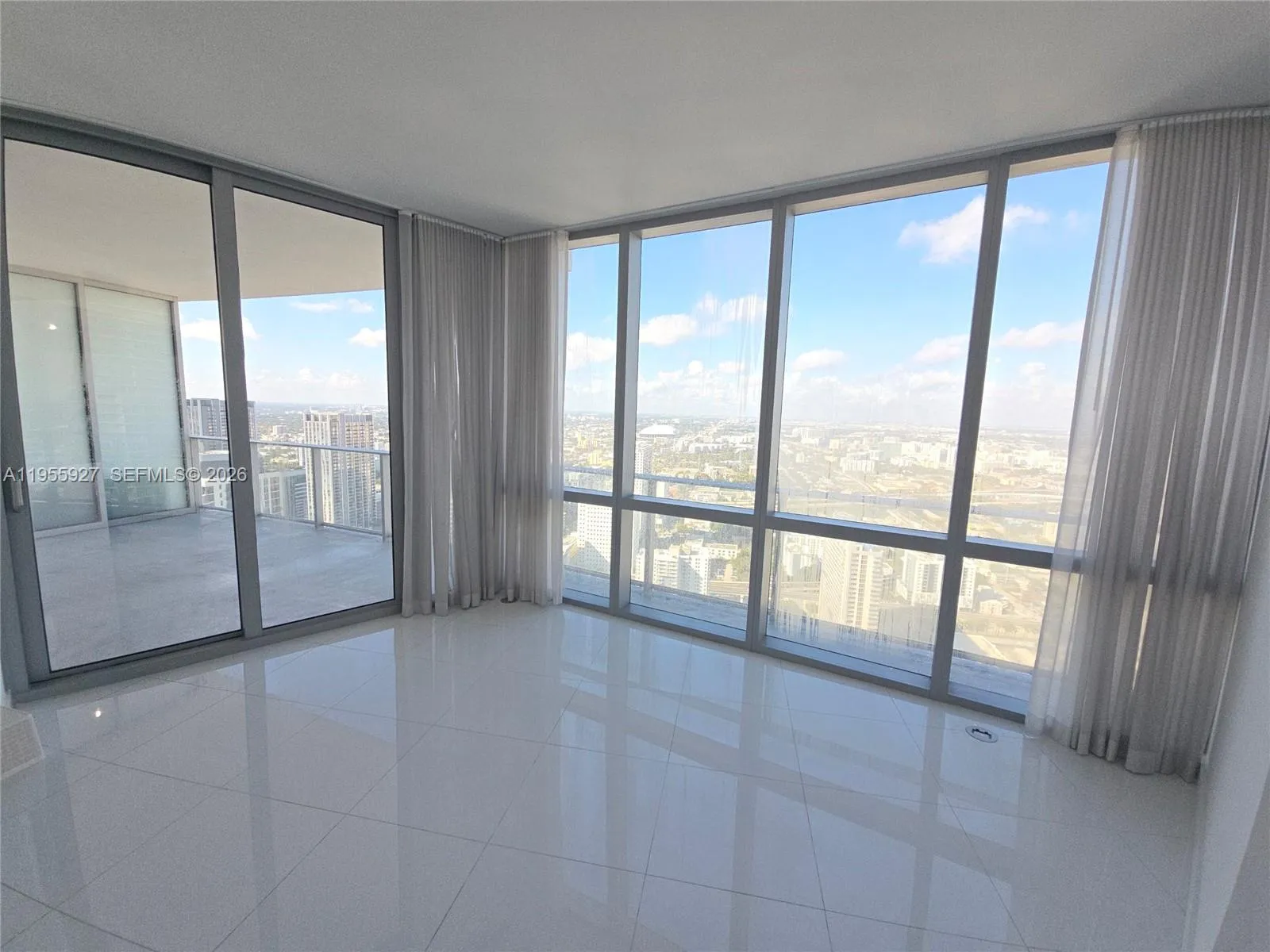 851 NE 1st Ave # 4604, Miami FL 33132