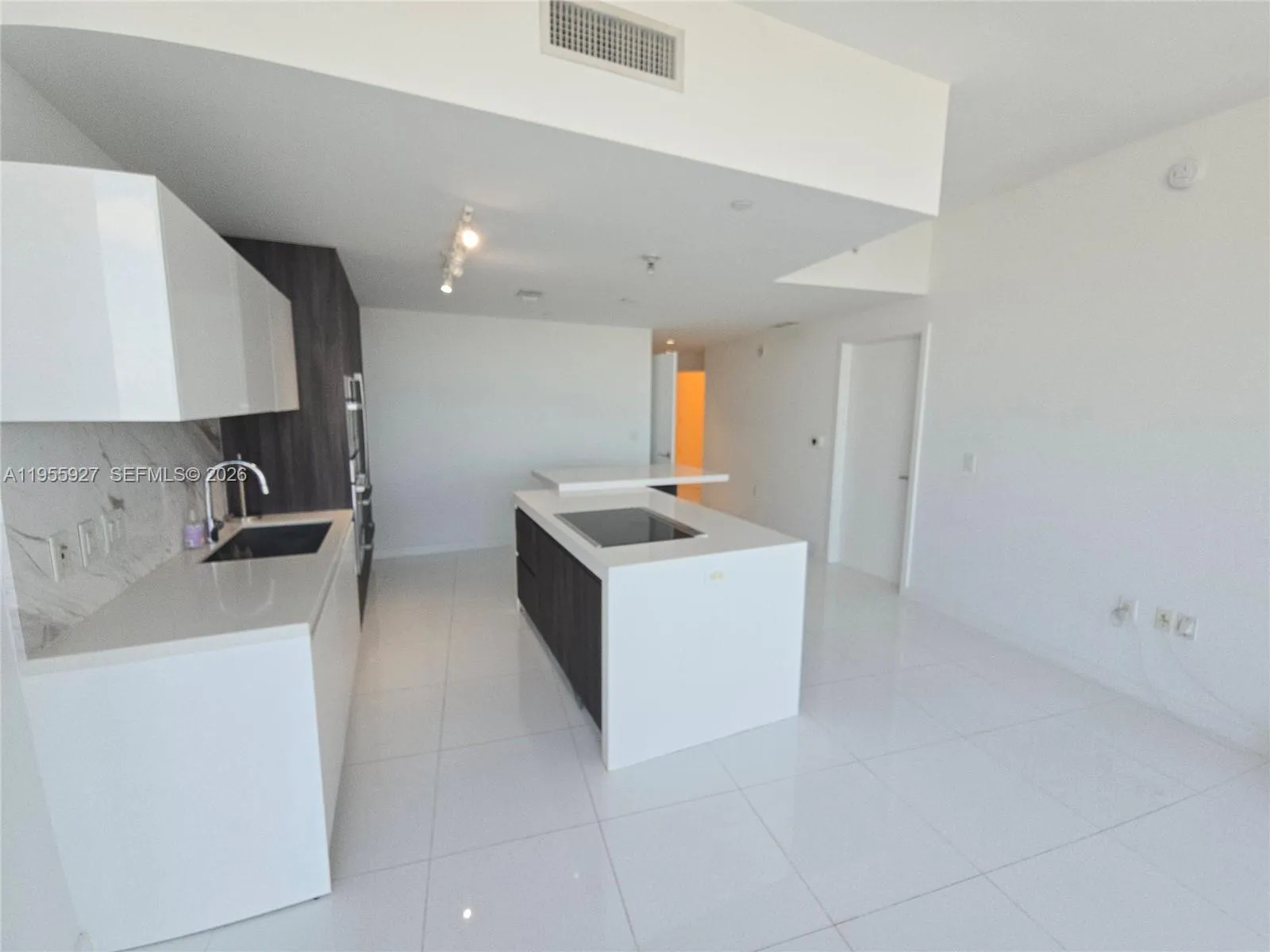 851 NE 1st Ave # 4604, Miami FL 33132