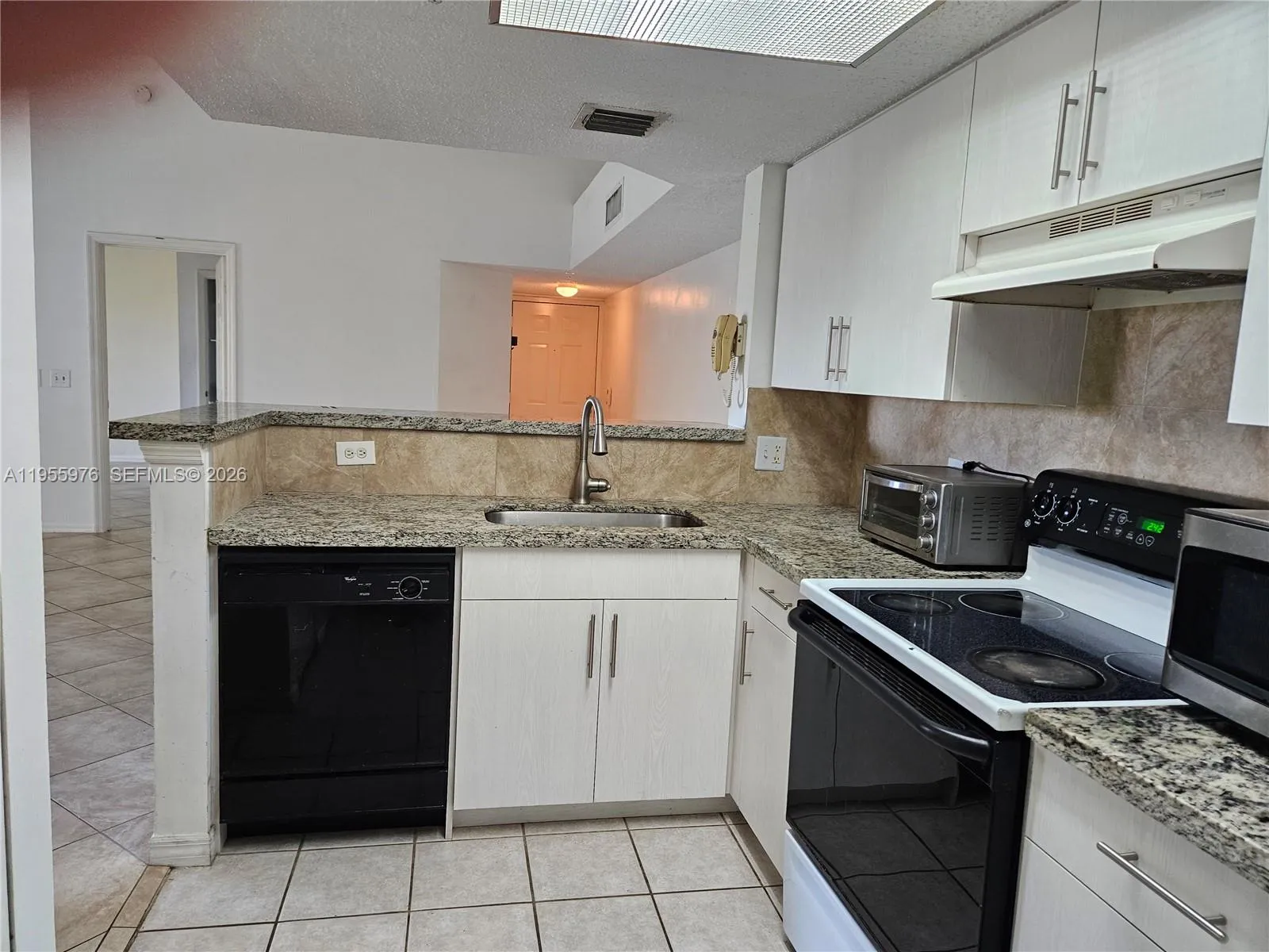 5011 Wiles Rd # 306, Coconut Creek FL 33073