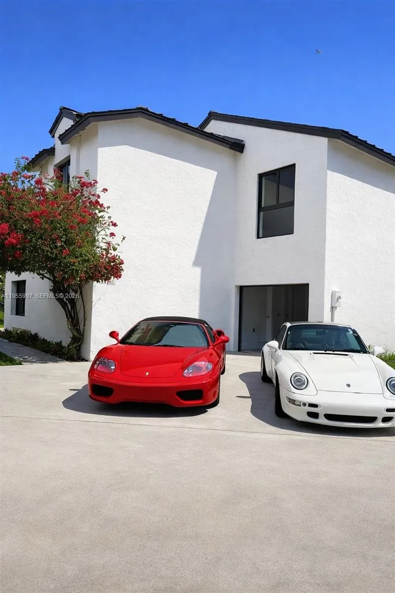 4 bedroom 3 bath for sale at 11260 SW 157th Ct, Miami FL 33196