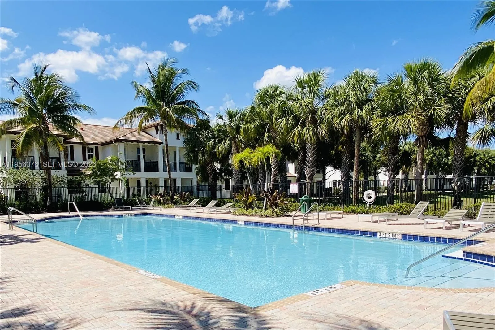4676 Monarch Way, Coconut Creek FL 33073