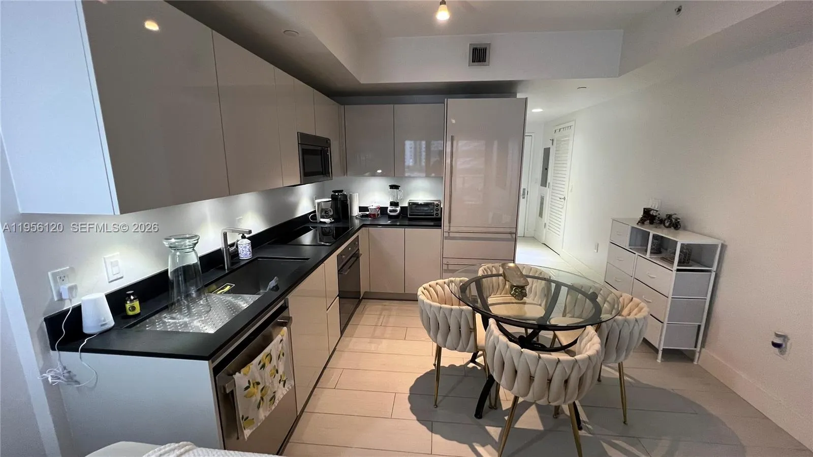1010 Brickell Ave # 1510, Miami FL 33131
