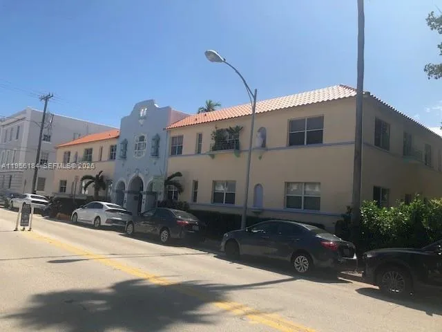 736 13th St # 202, Miami Beach FL 33139
