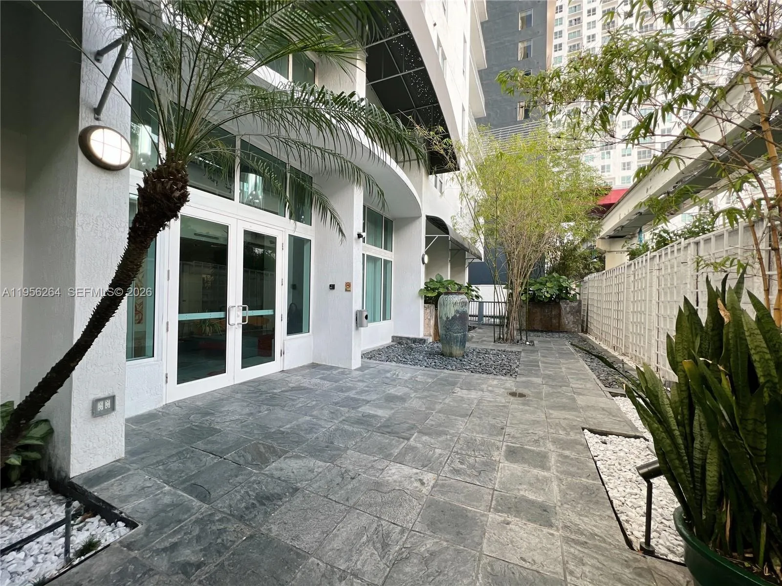 1 bedroom 1 bath for sale at 234 NE 3rd St # 1908, Miami FL 33132