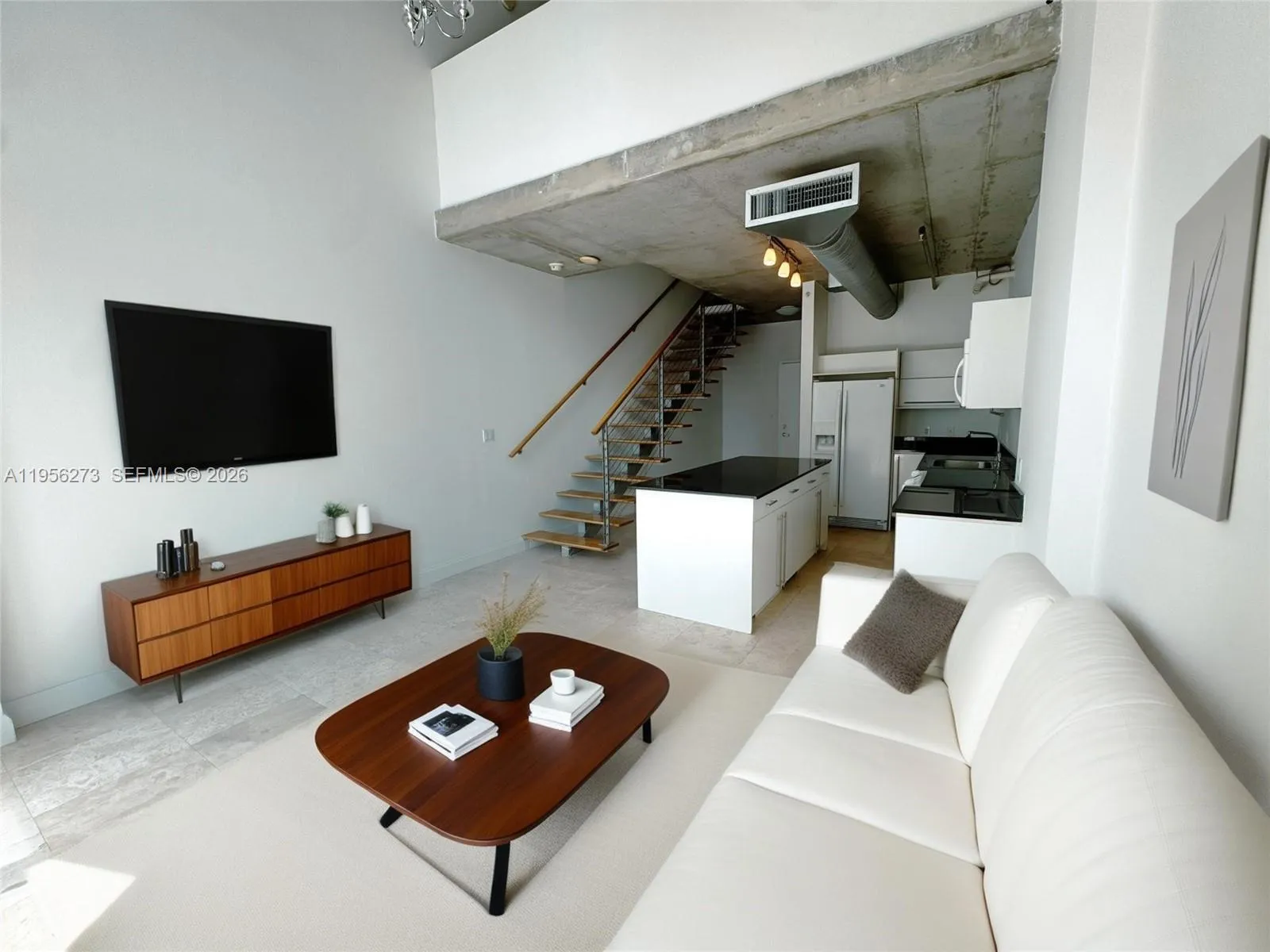 2 bedroom 2 bath for sale at 690 SW 1st Ct # 2122, Miami FL 33130