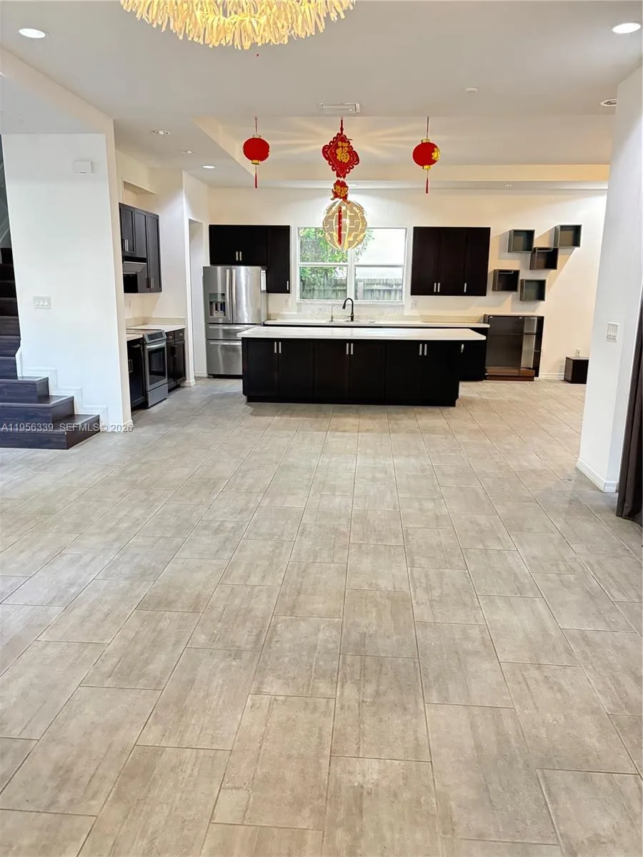 15041 SW 177th Ter, Miami FL 33187