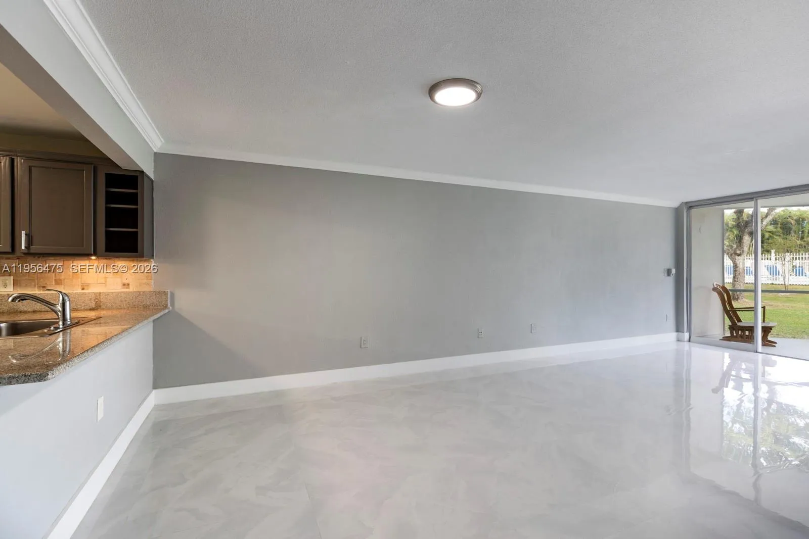 1351 NE 191 St # 106, Miami FL 33179