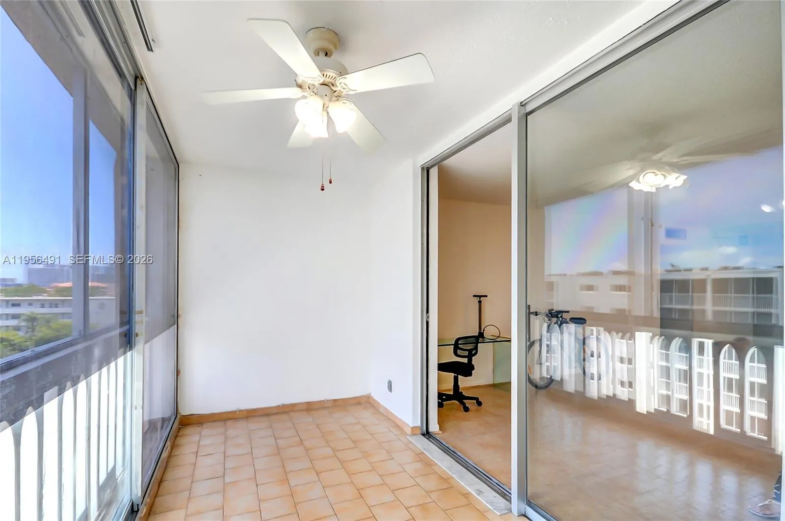301 NE 14th Ave # 702, Hallandale Beach FL 33009