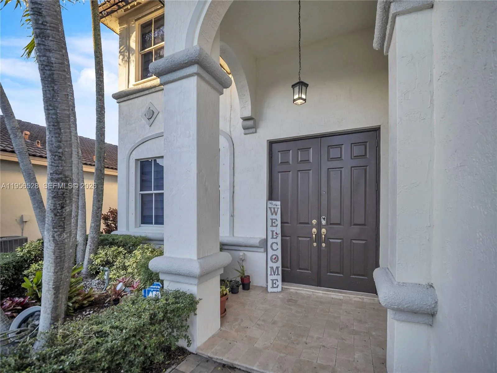 15541 SW 21st Ter, Miami FL 33185