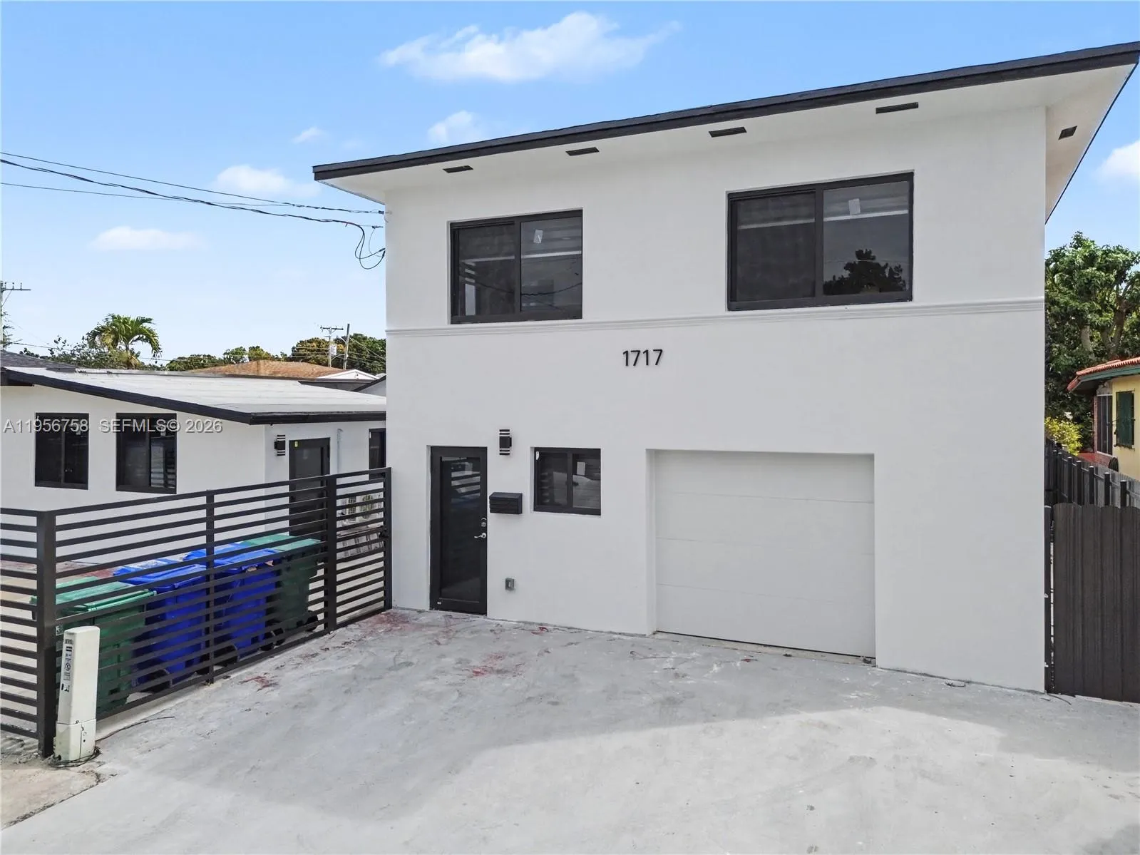 2490 SW 17th St, Miami FL 33145