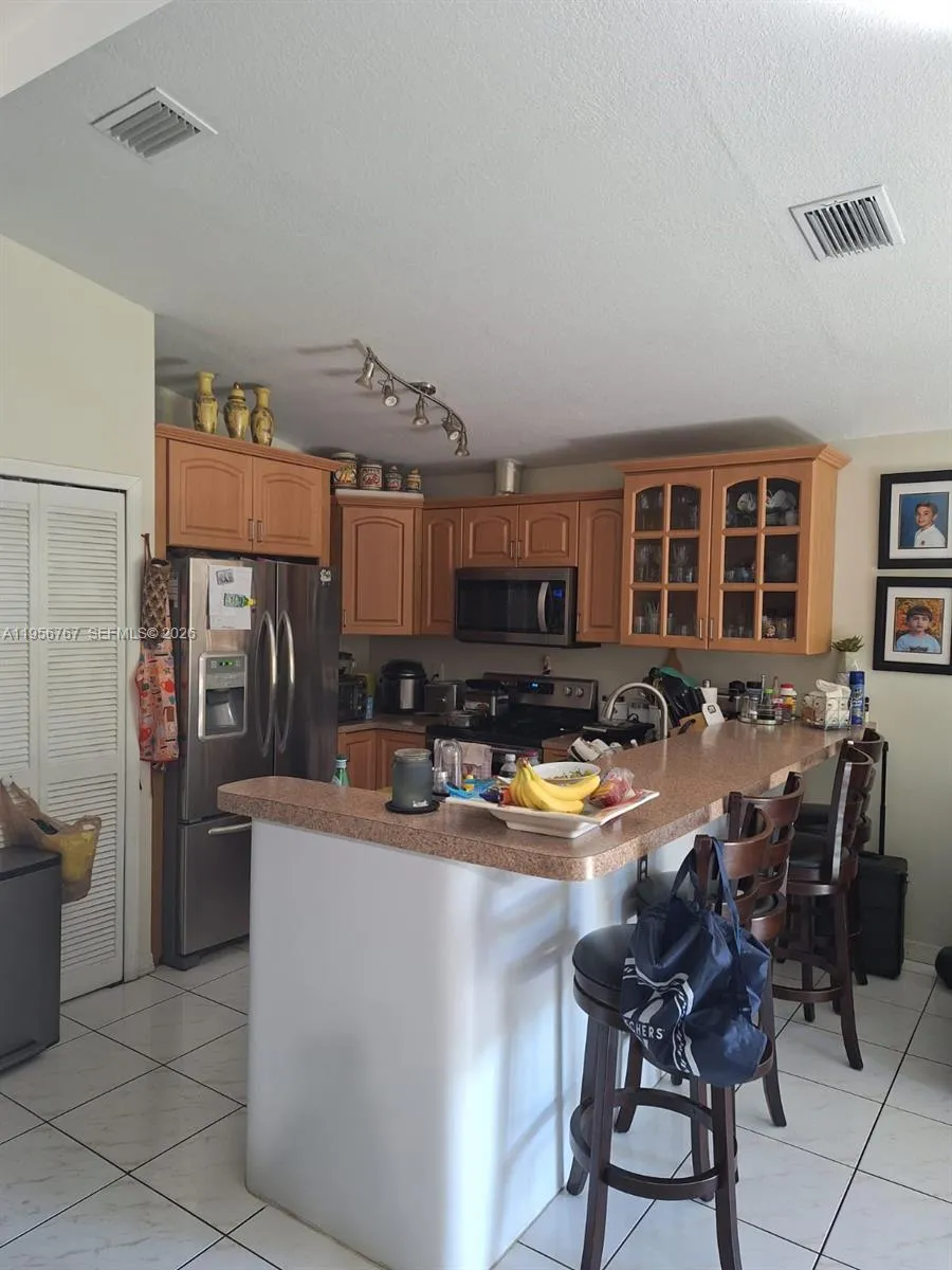 3 bedroom 2 bath for sale at 13822 SW 156th St, Miami FL 33177