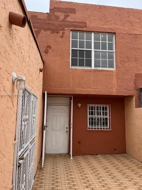 4250 W 11th Ln # 43, Hialeah FL 33012