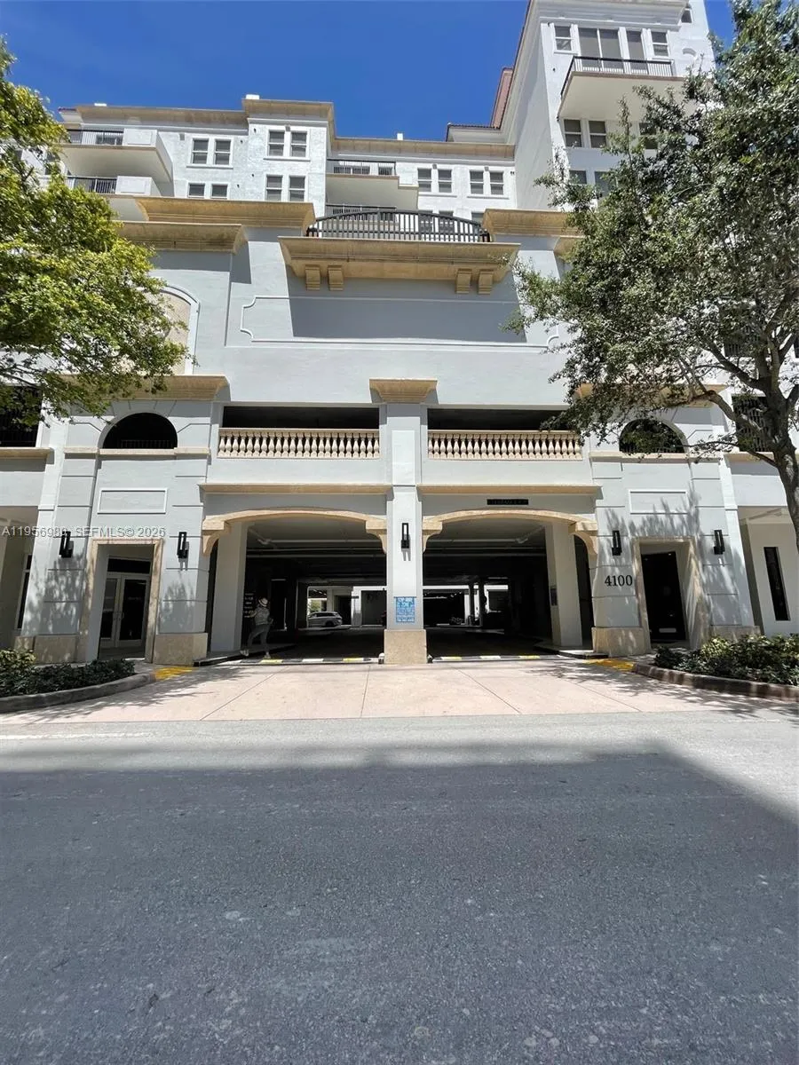 4100 Salzedo St # 505, Coral Gables FL 33146
