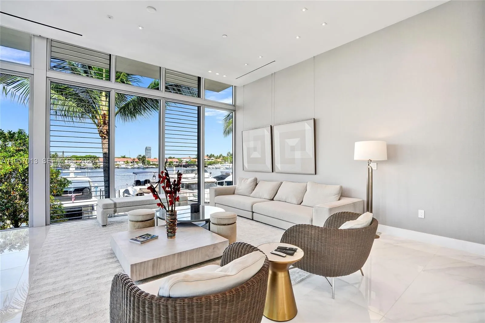 3750 Yacht Club Dr, Aventura FL 33180
