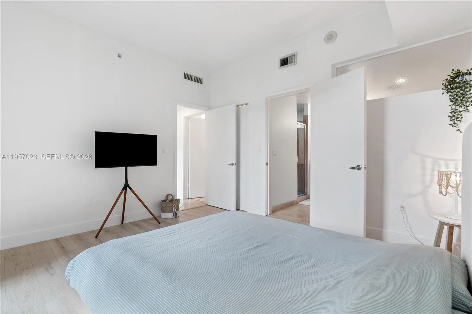 350 NE 24th St # 406, Miami FL 33137