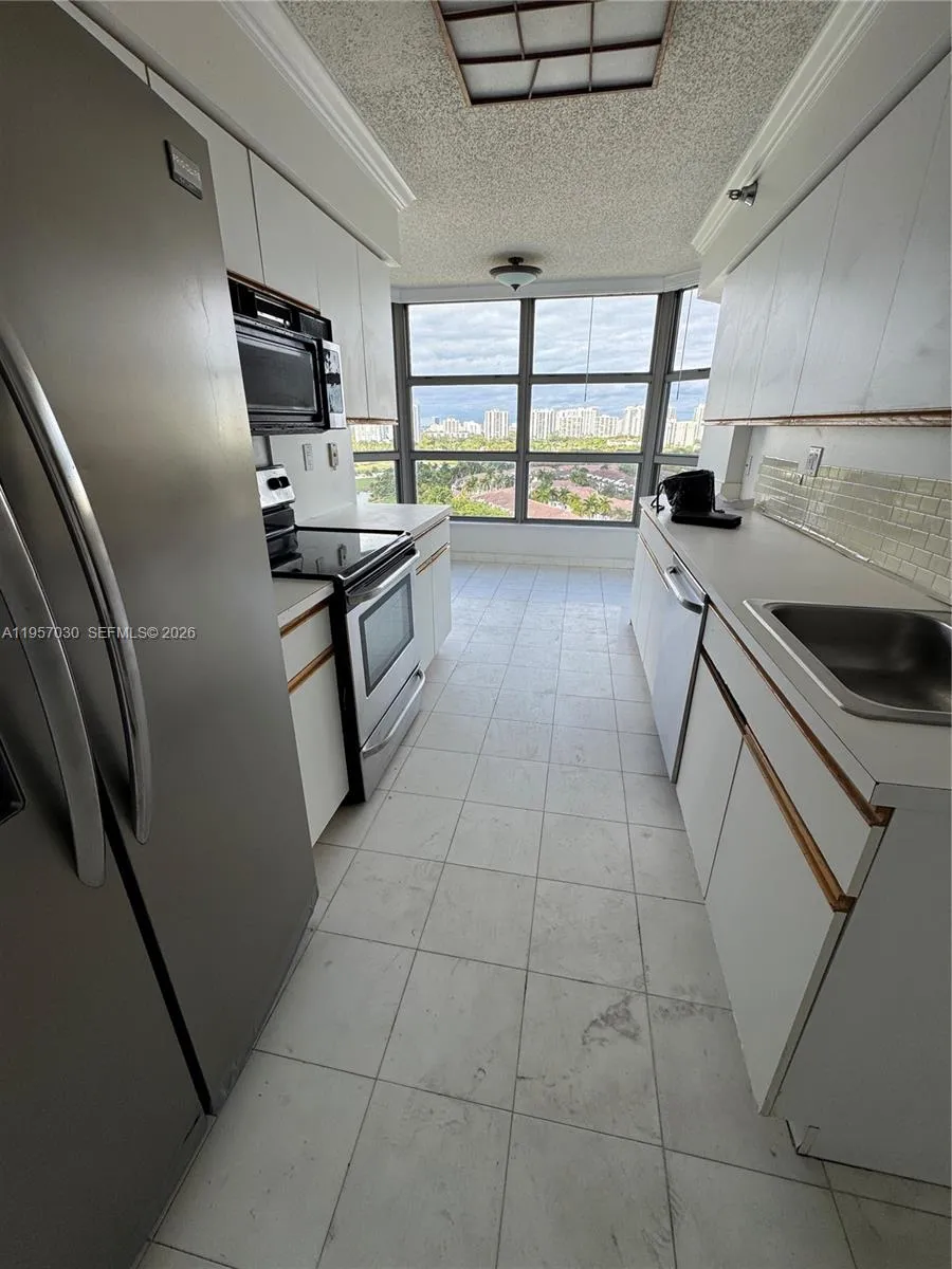 3400 NE 192nd St # 1608, Aventura FL 33180