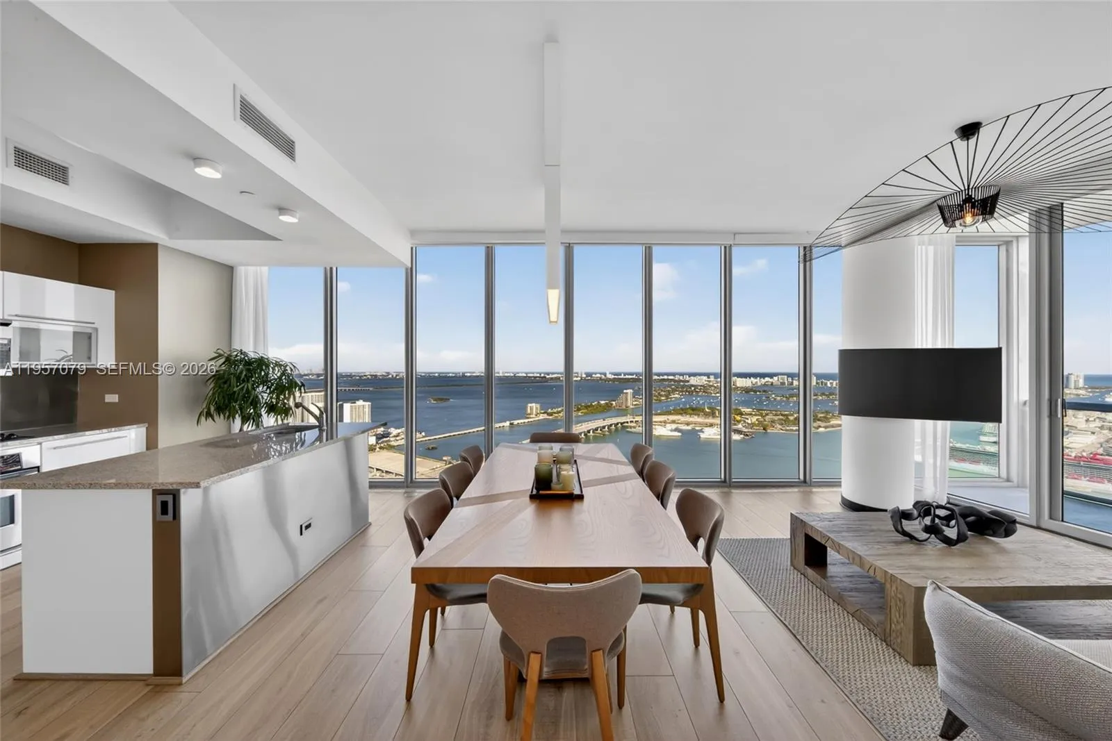 888 Biscayne Blvd # 5508, Miami FL 33132