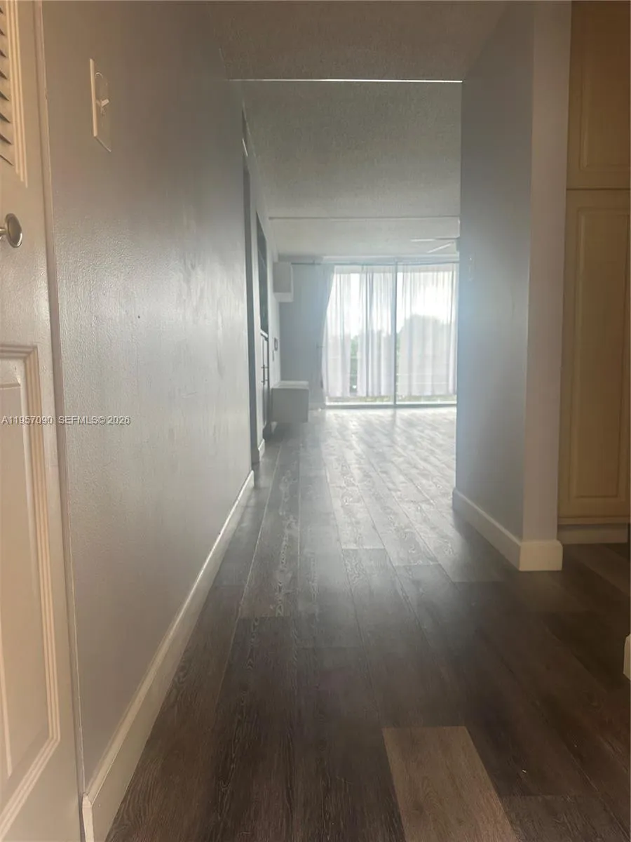 410 NW 68th Ave # 318, Plantation FL 33317