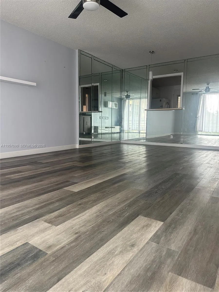 410 NW 68th Ave # 318, Plantation FL 33317