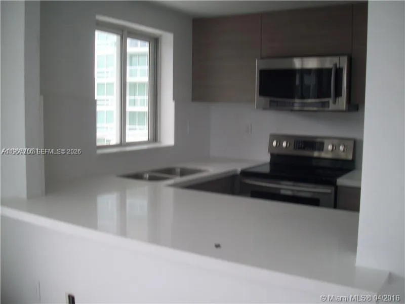 1402 Brickell Bay Dr # 1103, Miami FL 33131