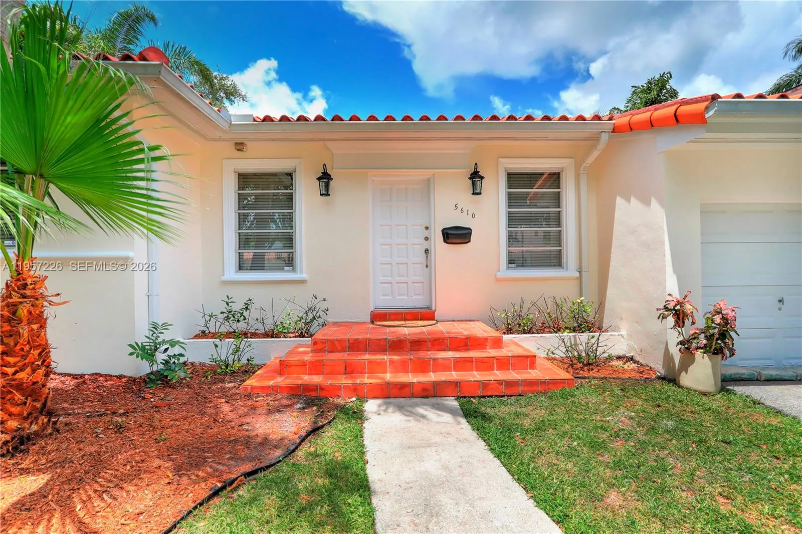 5610 San Vicente St, Coral Gables FL 33146