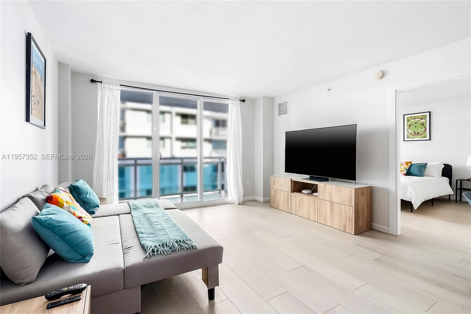 6917 Collins Ave # 1106, Miami Beach FL 33141